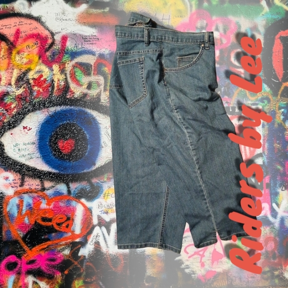 Riders by Lee | Jeans | Riders By Lee Cropped 5 Pocket Jeans | Poshmark